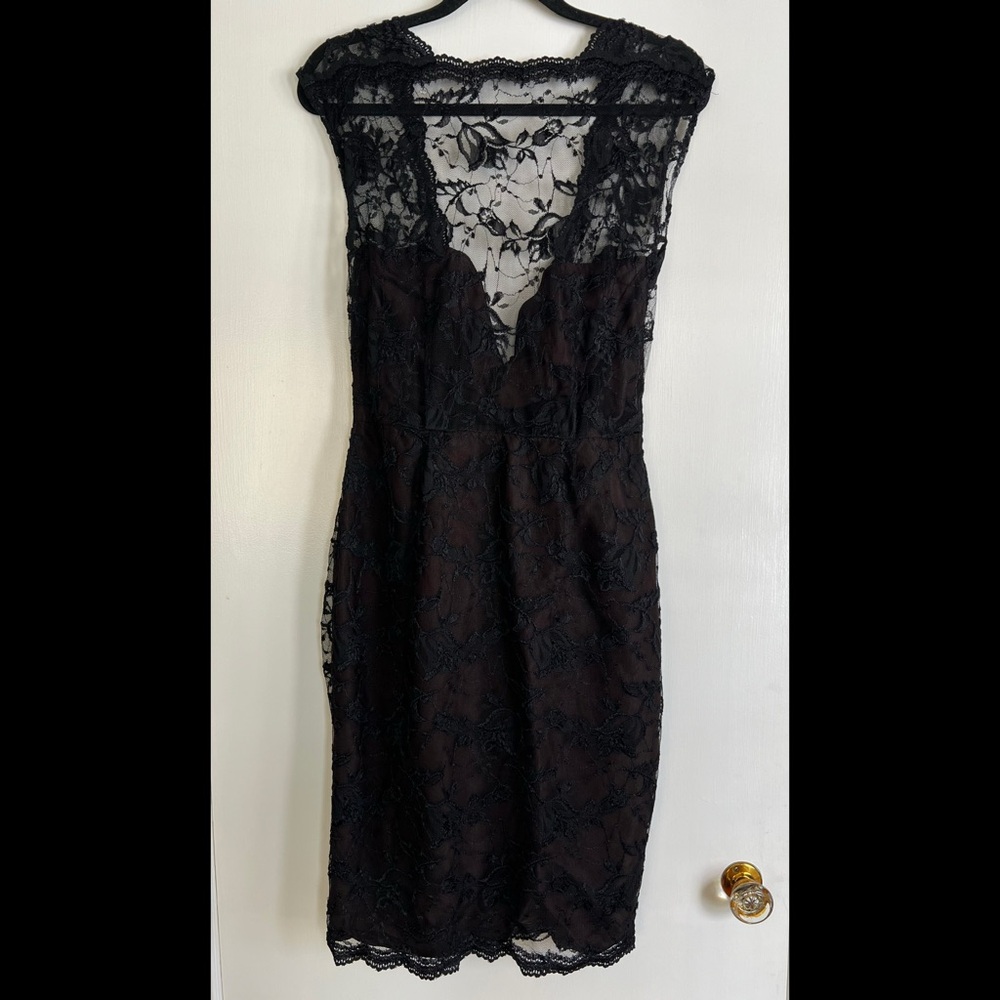 Elegant Black Lace Midi Dress size 10